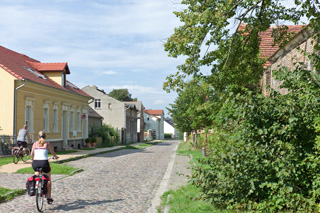 In Pwesin